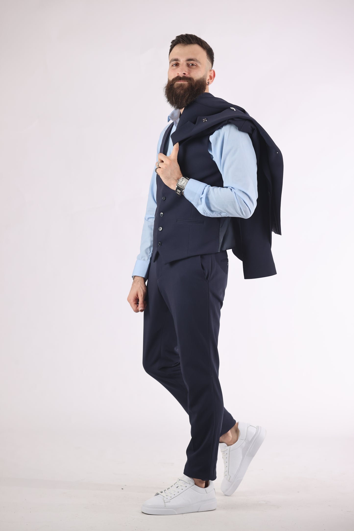 Emilio Sageza suit
