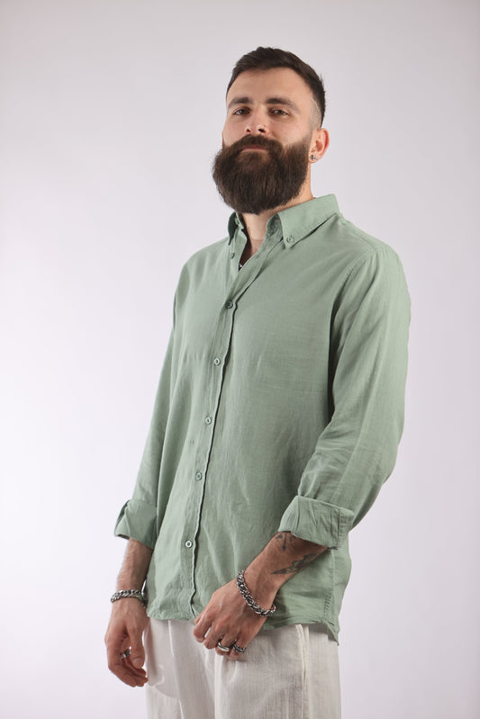 Unisex oversized streetwear shirt in green linen-cotton blend.