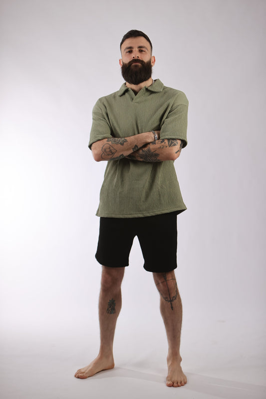 Marrakech short made from 100% polyester offering comfort and durability for outdoor activities.