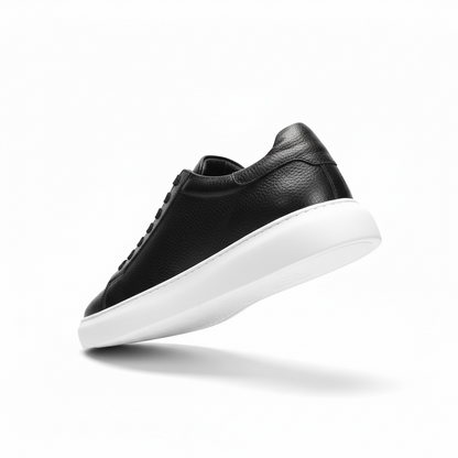 حذاء رياضي جلدي