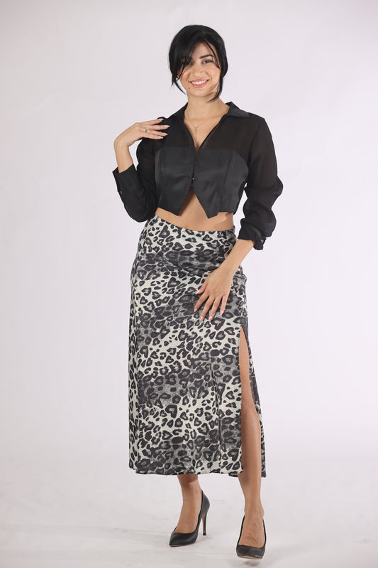 Quzu crop shirt